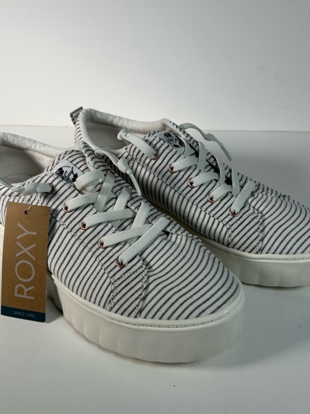 Roxy Women’s Sheilahh Size 10 Slip On Platform Sneakers Shoes  Striped New W/Tag